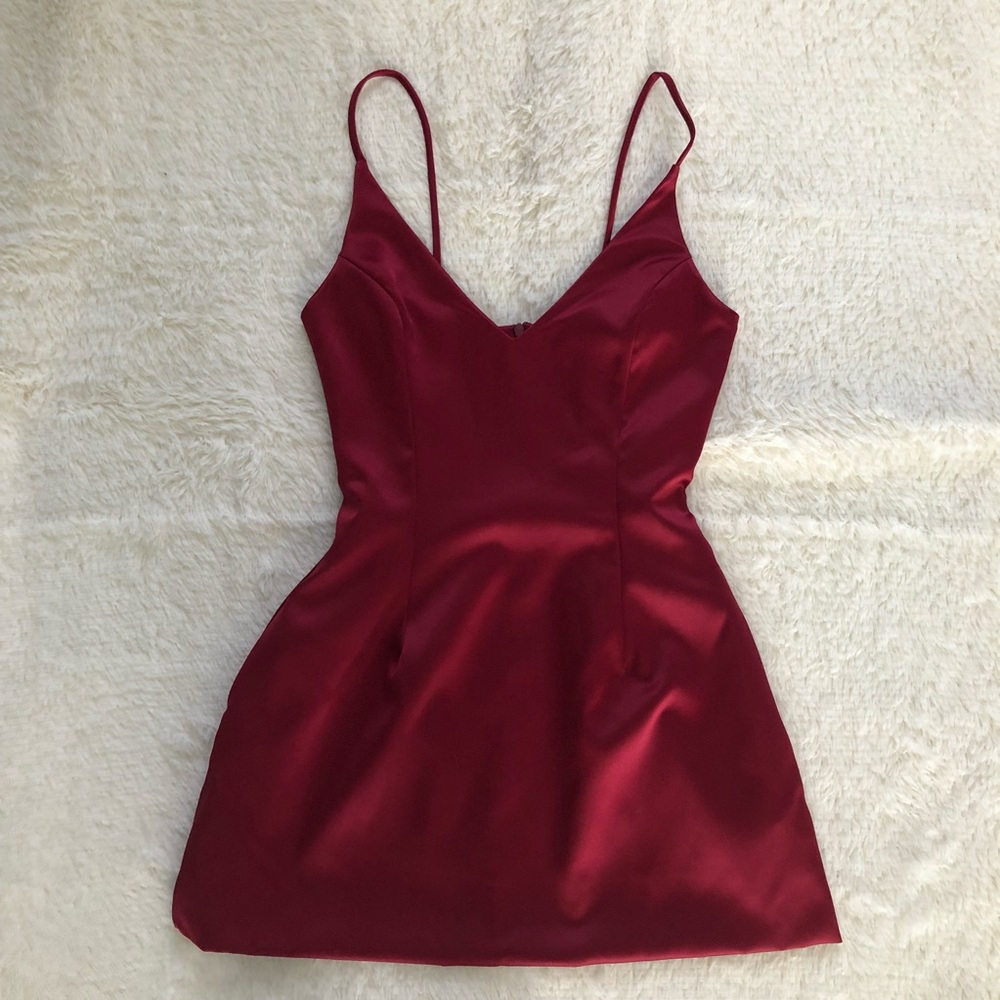 Selena Gomez Inspired Dress (Wine) - Picture 5 of 6